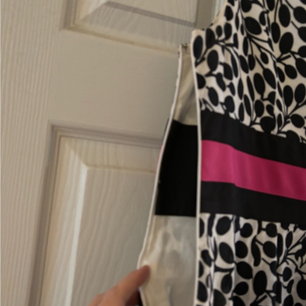 Print dress with waist detail - Picture 2 of 6